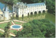 Zamek Chenonceuax - widok z lotu ptaka (ok. 83 kB)