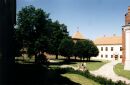 Frombork - dziedziniec Wzgrza Katedralnego (ok. 75 kB)
