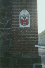 Mory - fragment sredniowiecznych murw miejskich (ok. 60 kB)